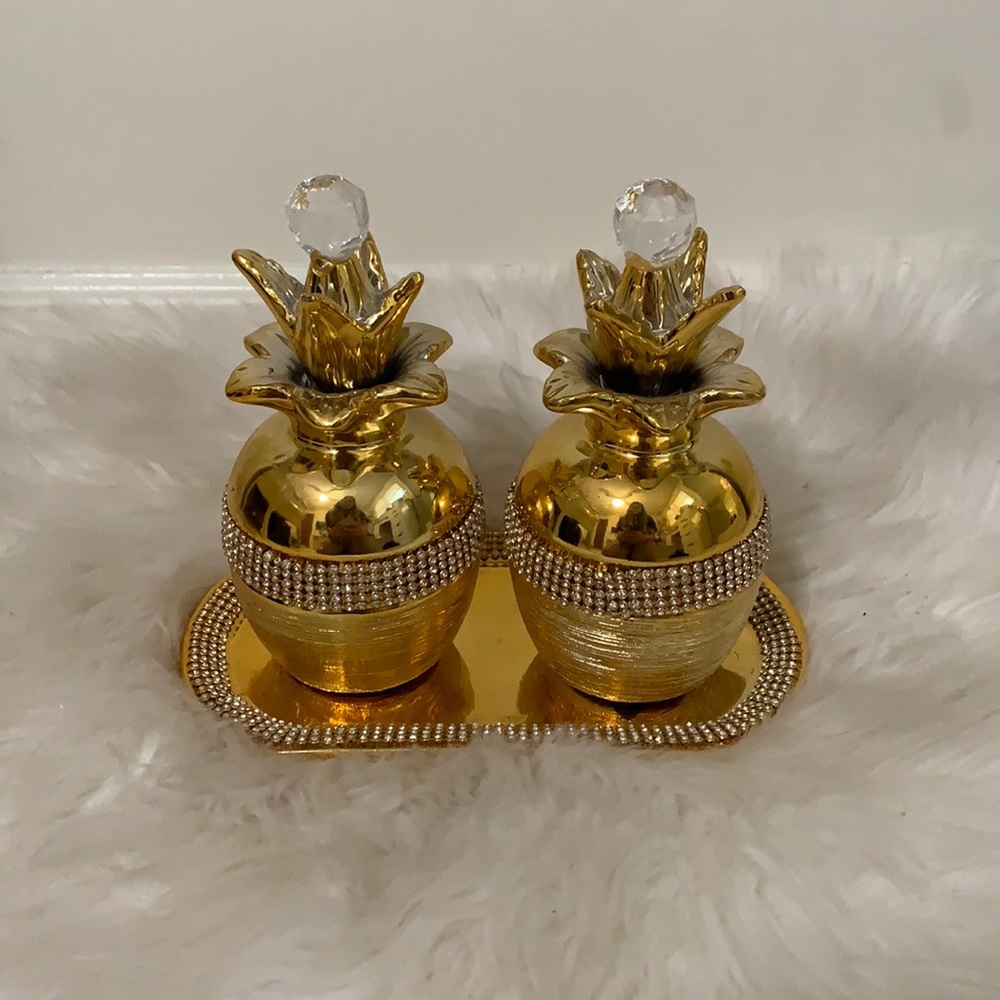 🌵3 for $10🌵 Gold Pineapple Decor